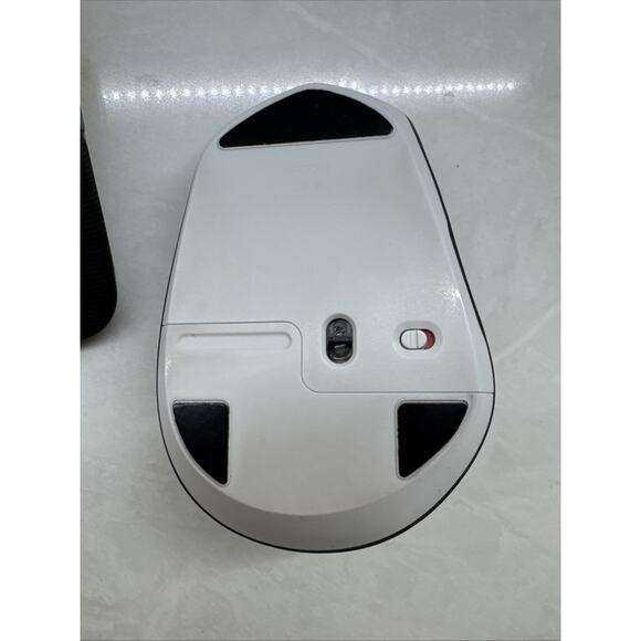 Logitech MK850 Performance Wireless Keyboard and Mouse M720 #UM7890 W/ DONGLE - Picture 6 of 12